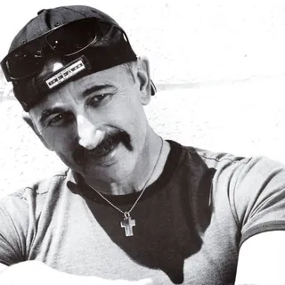 Aaron Tippin avatar