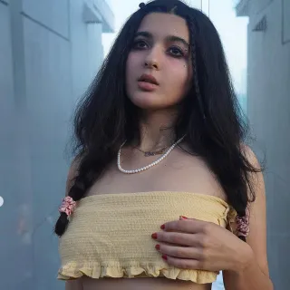 Dounia avatar