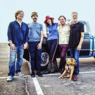 Edie Brickell & New Bohemians avatar