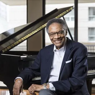 Ramsey Lewis avatar