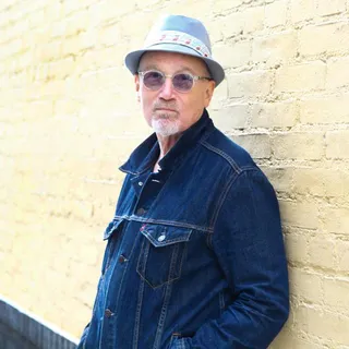 Marshall Crenshaw avatar