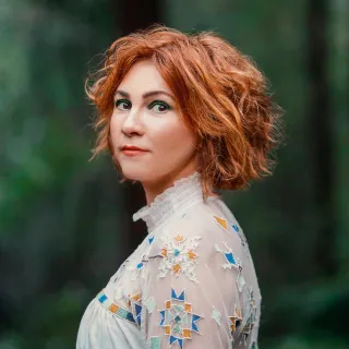 Kim Walker-Smith avatar