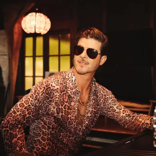 Robin Thicke avatar