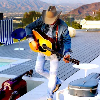 Dwight Yoakam avatar