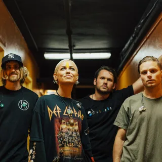 Tonight Alive avatar