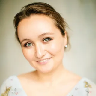 Julia Lezhneva avatar