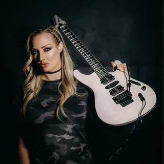 Nita Strauss avatar